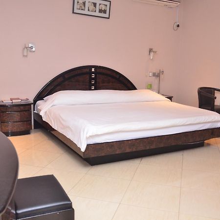 Sunview Hotel Ondo Екстер'єр фото