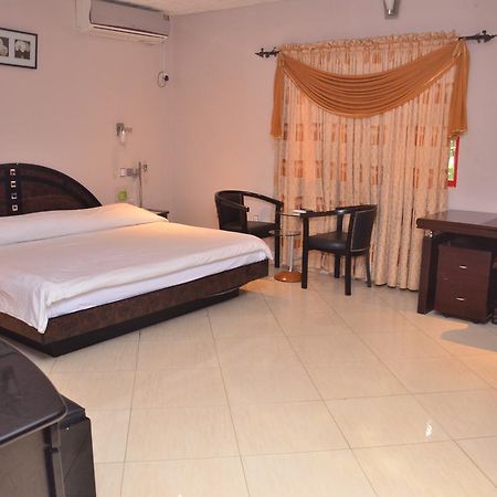 Sunview Hotel Ondo Екстер'єр фото