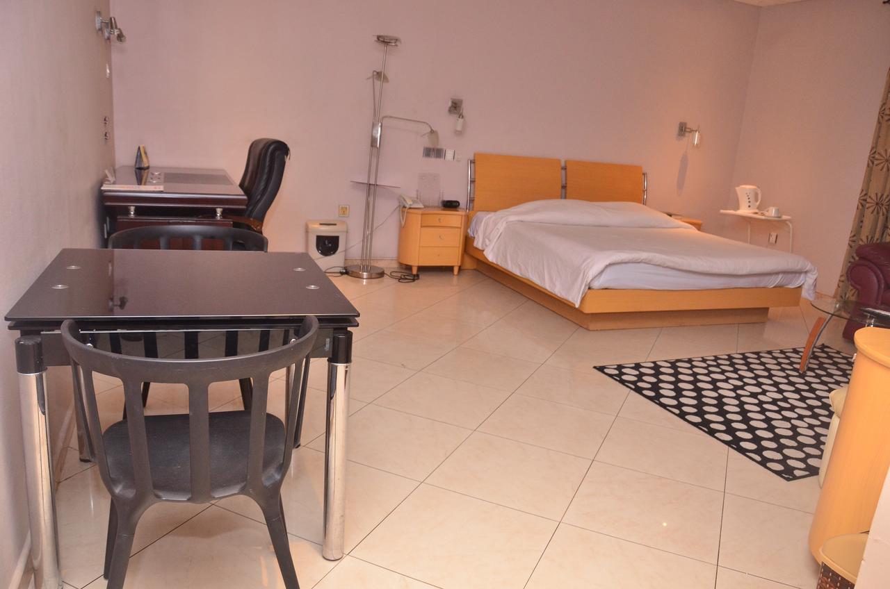 Sunview Hotel Ondo Екстер'єр фото